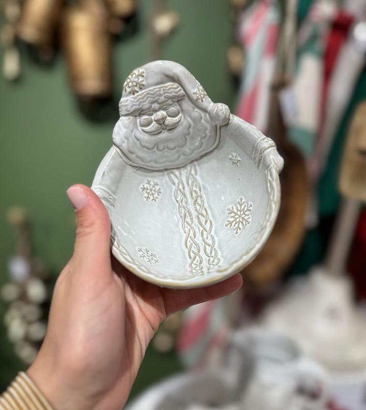 Creative Co-op Christmas Stoneware Christmas Bowls (Choose Style)