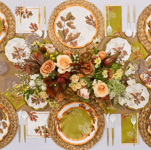 Sophistiplate Thanksgiving Acorn and Oak Dinner Plate