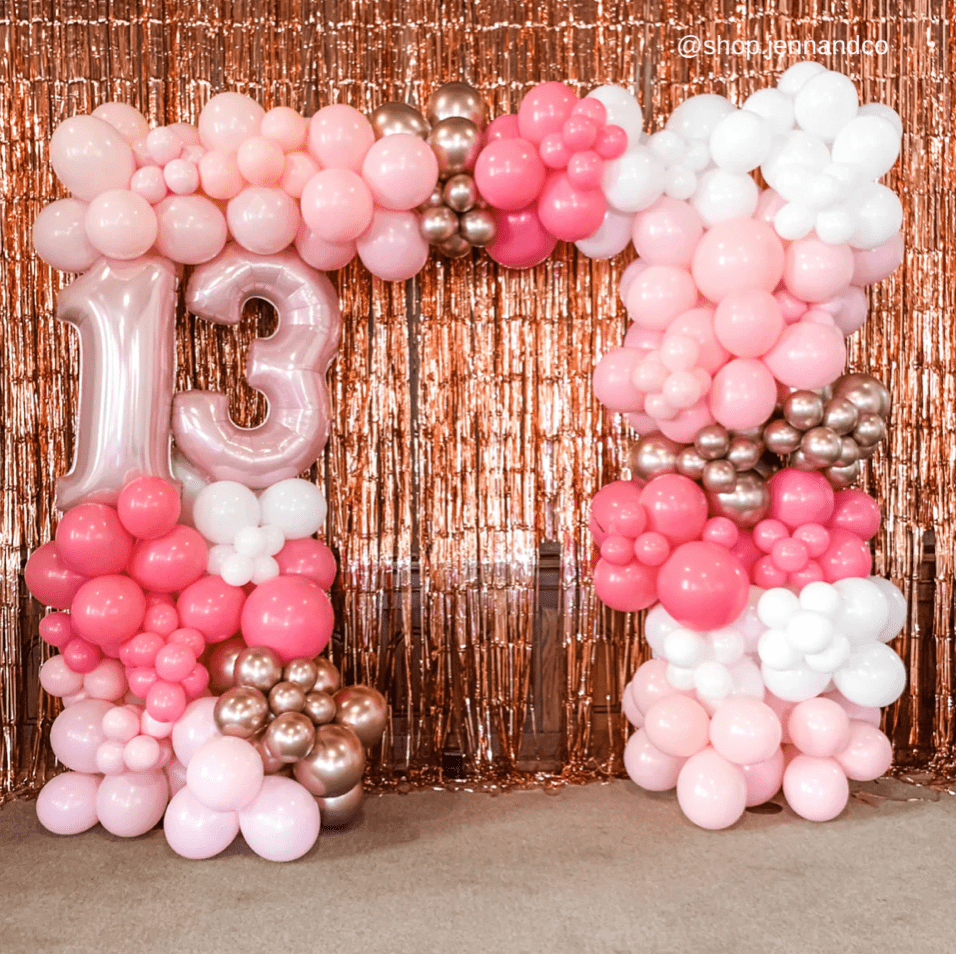 Jenn & Co. Balloons Deluxe Balloon Garland (Full Service)